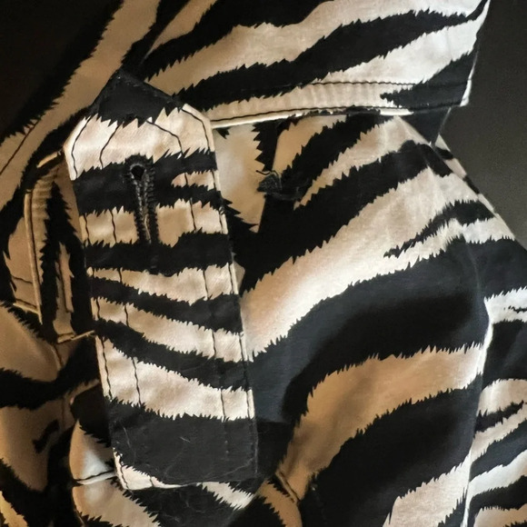 Zebra Rain Jacket l PTP 20 - Picture 5 of 5